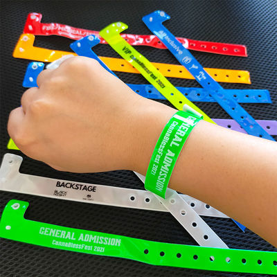 Waterproof RFID Assorted Neon Plastic/Vinyl Wristband Custom Bracelet for Festivals