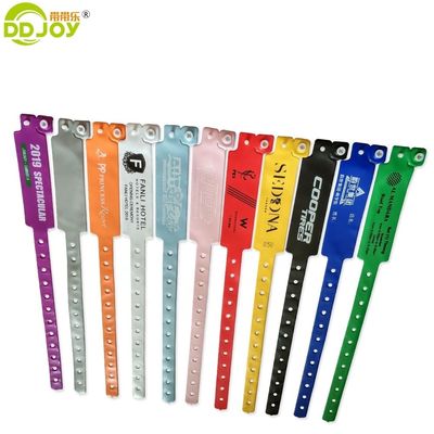 Custom Wristband as Request Black Soft PVC Wristbands with Custom Printing Artwork