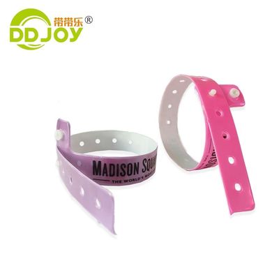 Design PVC Plastic Bracelet for Anniversary Occasion Eco-friendly Reflective Wrist Band