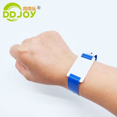 Custom Logo Bracelets L Shape PVC Vinyl Material Writable Smart RFID Chip Wristband