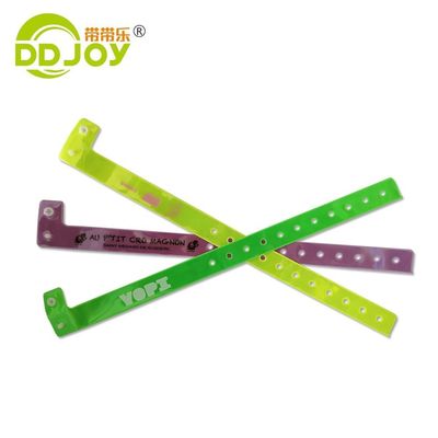 Blue Reflective Wristband Plastic Vinyl Id Wrist Band Printing With Custom Logo Shipping UPS DHL EMS Fedex TNT