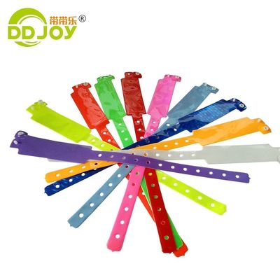 Custom Events PVC Neon Color Wristbands Gifts One off Plastic Festival Vinyl Bracelet