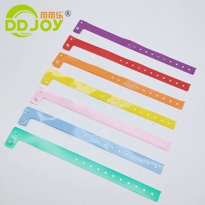 Soft Plastic PVC Sale L Shape Adult Size Wristband for Events Festival Customized Logo