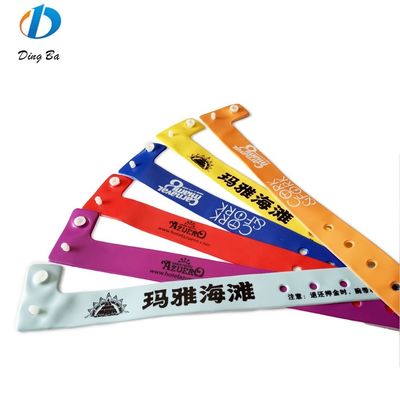 Women's Popular Custom Logo Orange PVC Wristbands for Events Festival Plastic L Shape
