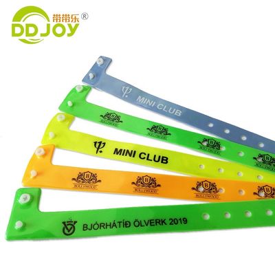 Fluorescent Film PVC Material L Shape Wristband for Events 250*16mm Adjustable Size