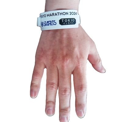 2024 Selling Gift Bracelet Yellow Custom Wristband with Anti-Allergy Performance