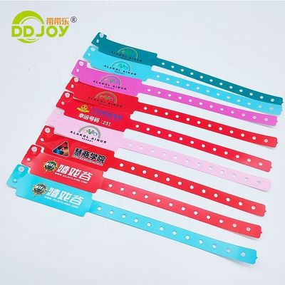 Event Anti-Allergy Custom Waterproof CMYK LOGO Composite Wrist Band for Theme Park