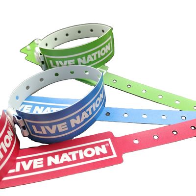 Shanghai PVC Material Vinyl Wristbands For Events Wide Shape and Free Design Included