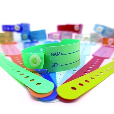 Amusements Occasion PVC/Vinyl ID Bracelet 100pcs Disposable Custom Medical Wristband