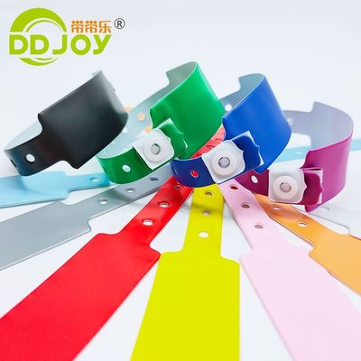 Plastic Lock Inlay Technology Blue PVC Bracelets/Wrist Band for DDJOY Events Festivals