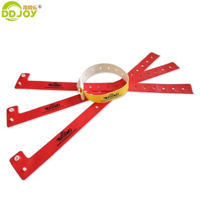 Custom Theme Wristband PVC/Vinyl Material for Next Event or Campaign