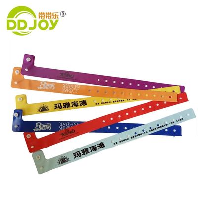 Custom QR Code PVC Bracelet for Events Identify Plastic Vinyl Wristbands