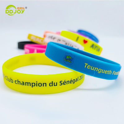 Custom Size Waterproof Debossed Printing Rubber Plastic Bracelet for Events Festival
