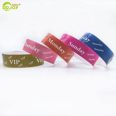 Events/Festival/Park/Party/Club/Meeting Usage Scenarios Waterproof Paper Wristbands