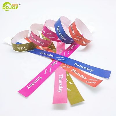 Events/Festival/Park/Party/Club/Meeting Usage Scenarios Waterproof Paper Wristbands