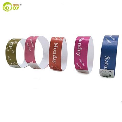 Events/Festival/Park/Party/Club/Meeting Usage Scenarios Waterproof Paper Wristbands