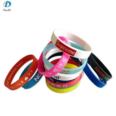 Custom Event Fundraising Silicone Round Wristband Bracelet with ISO9001 Certification