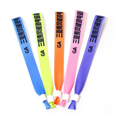Environmental Protection RFID Wristbands Customized Satin Fabric for Event Festivals